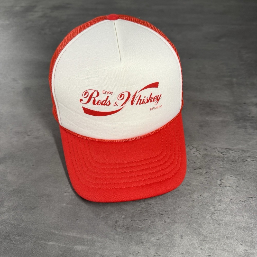 Redds Whiskey Beer‎ Liquor SnapBack Hat Trucker Cap Red White Vintage Alcohol